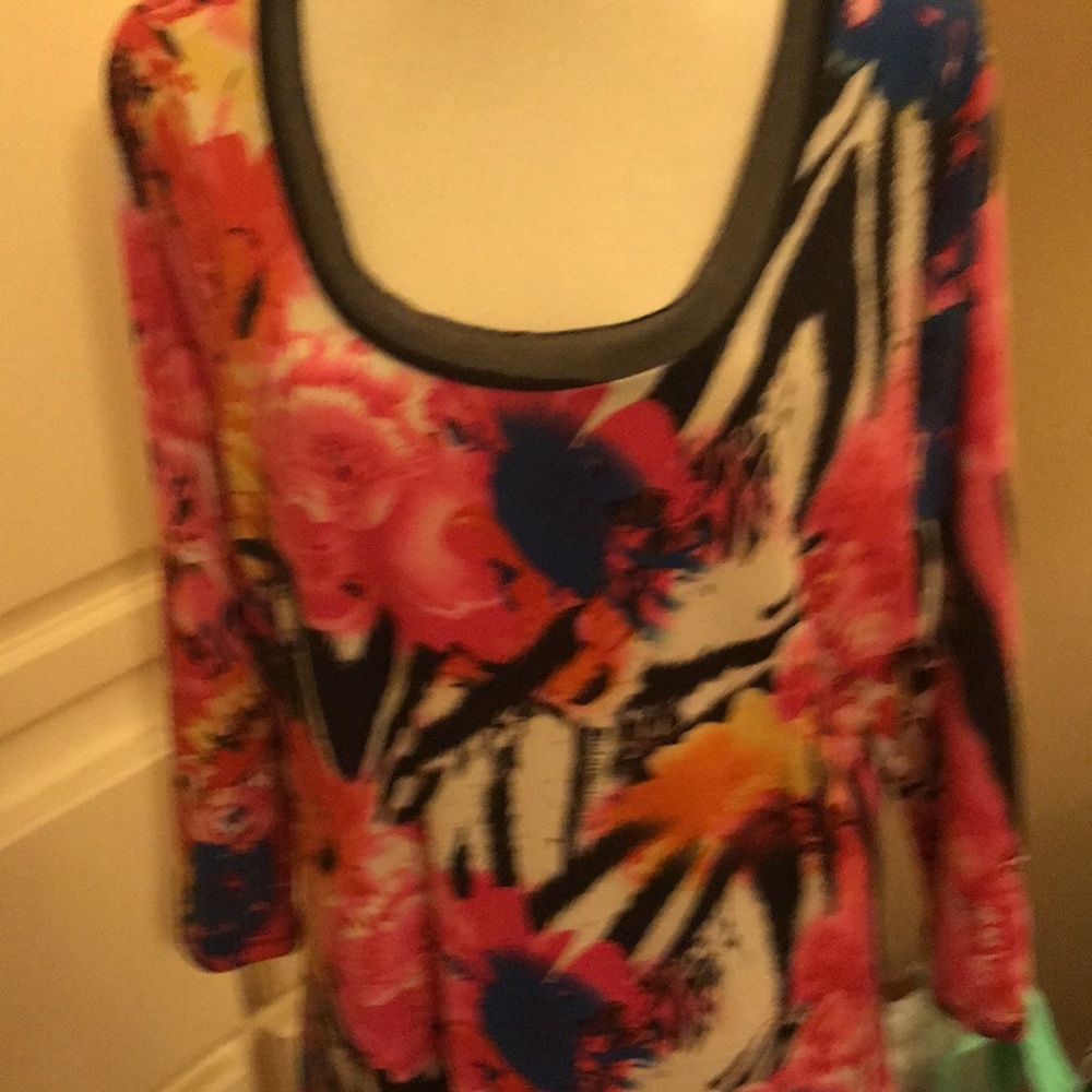 Tunic top - Picture 3 of 4